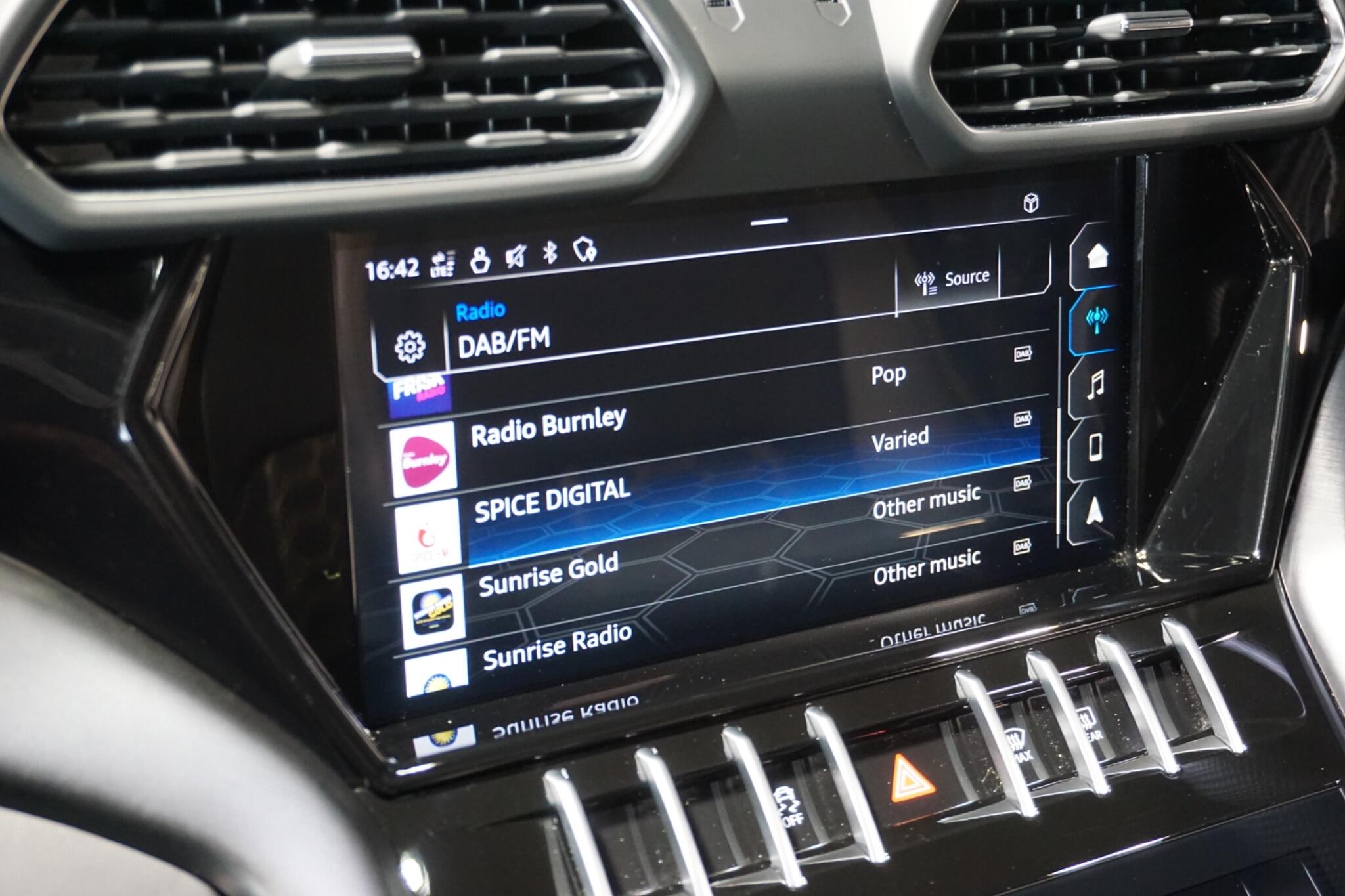 Lamborghini Urus 4.0 V8 BiTurbo SUV 5dr Petrol Auto 4WD Euro 6 (650 ps)